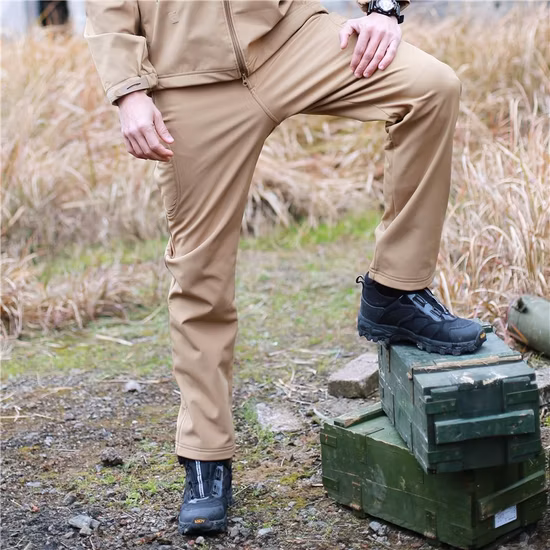 Pantaloni impermeabili da campeggio per caccia all'aperto Pantaloni tattici mimetici per escursionismo su sci